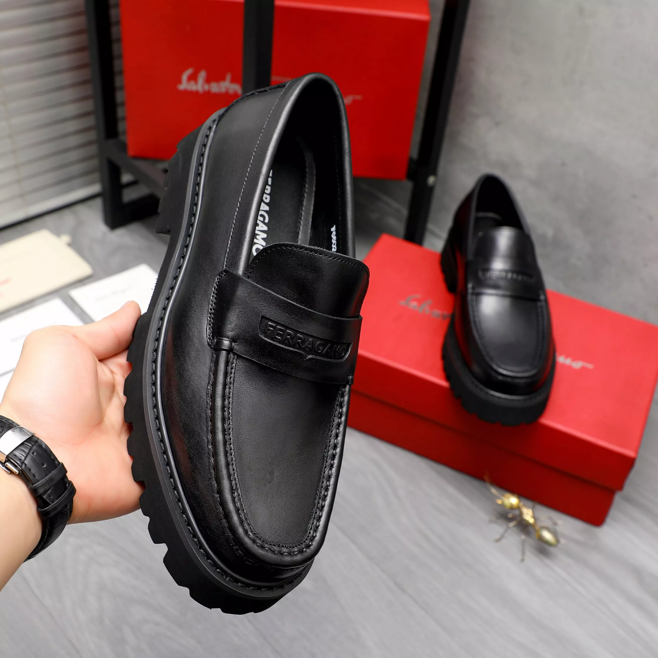 Salvatore Ferragamo Leather Shoes For Men Functional 3115