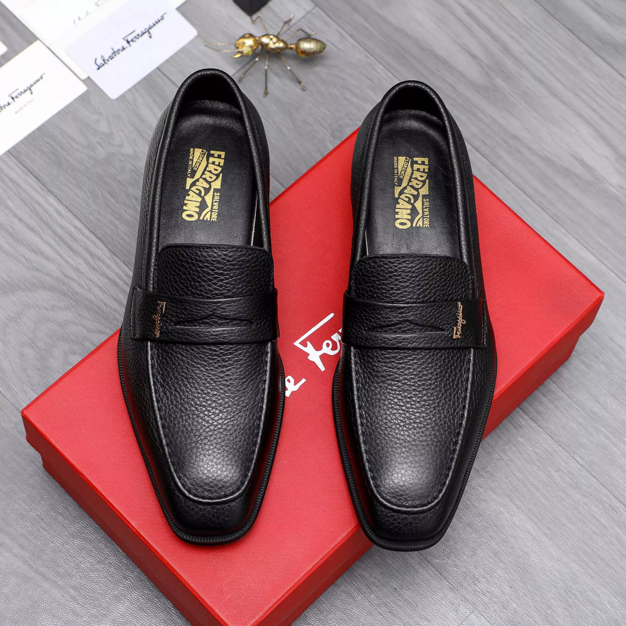 Salvatore Ferragamo Leather Shoes For Men Functional 4106