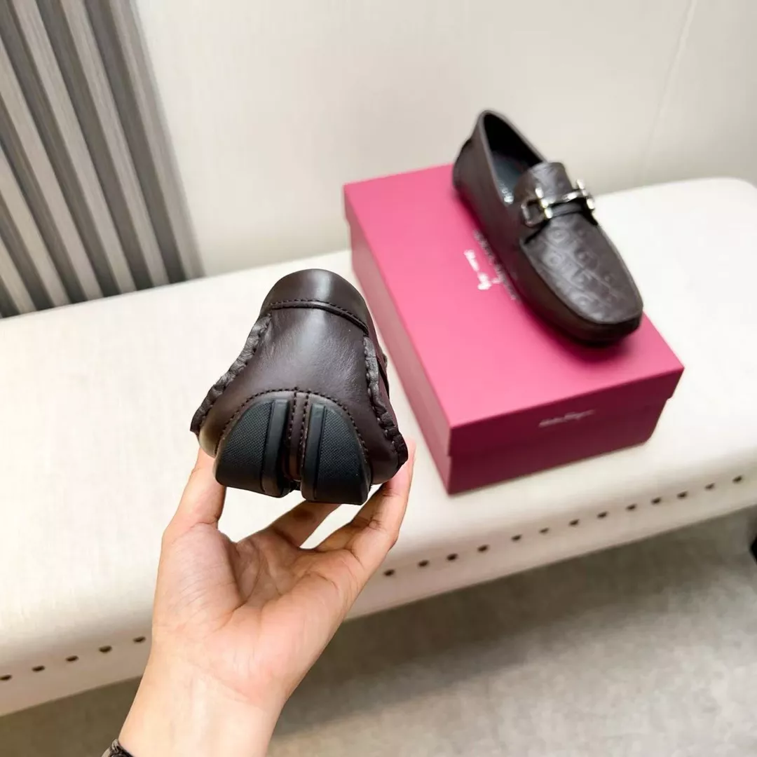 Salvatore Ferragamo Leather Shoes For Men Functional 5031