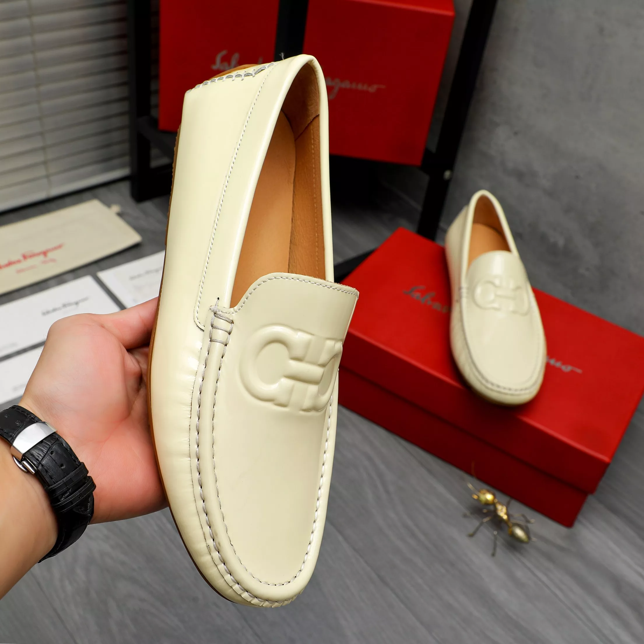 Salvatore Ferragamo Leather Shoes For Men GoAnywhere 5190