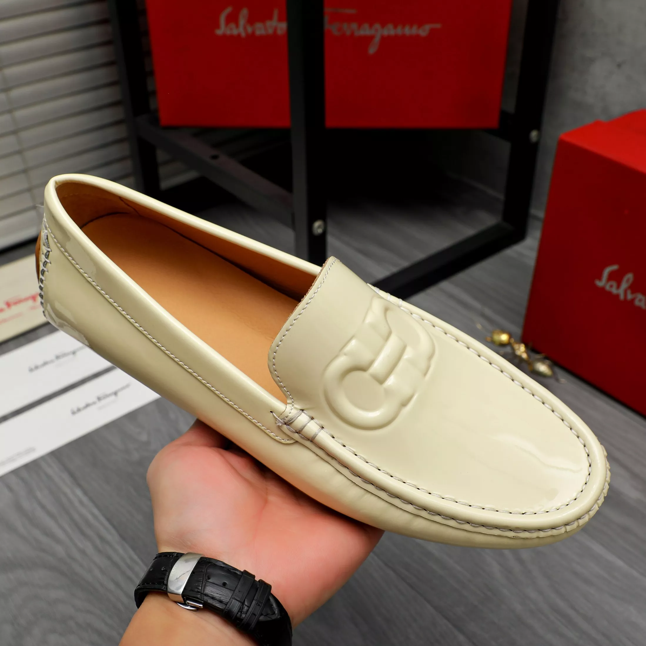 Salvatore Ferragamo Leather Shoes For Men GoAnywhere 5190