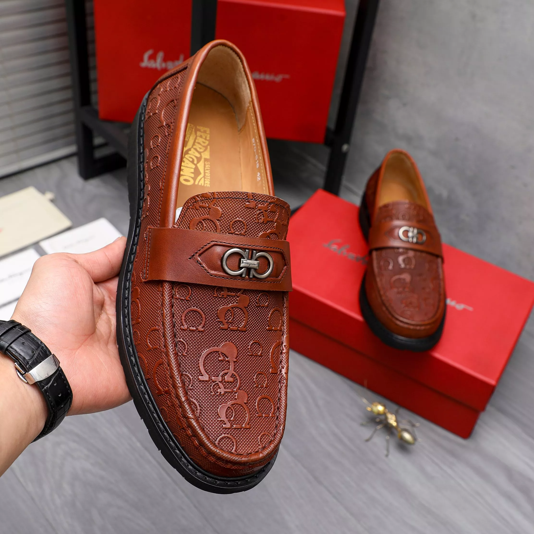 Salvatore Ferragamo Leather Shoes For Men GoAnywhere 9017