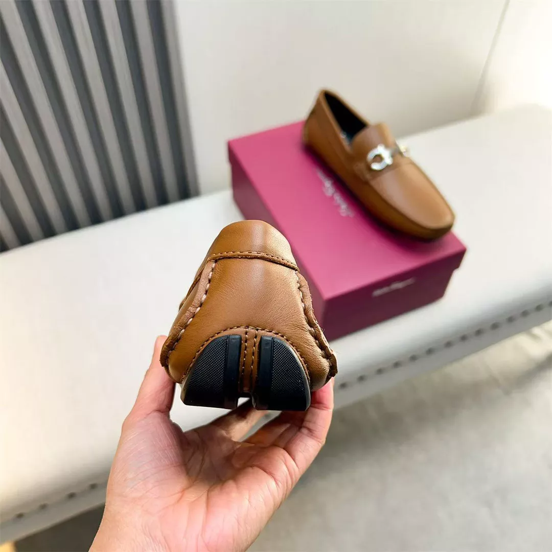 Salvatore Ferragamo Leather Shoes For Men GoodFit 3007
