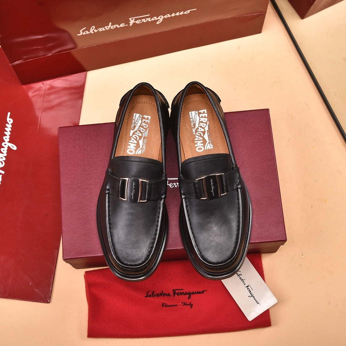 Salvatore Ferragamo Leather Shoes For Men Lightweight 6993