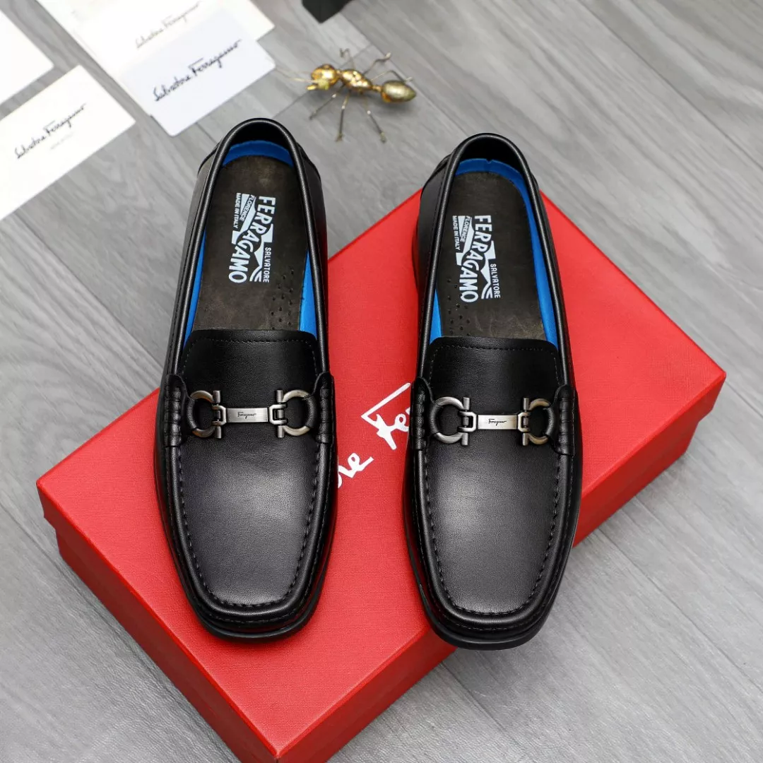Salvatore Ferragamo Leather Shoes For Men Minimalist 1932