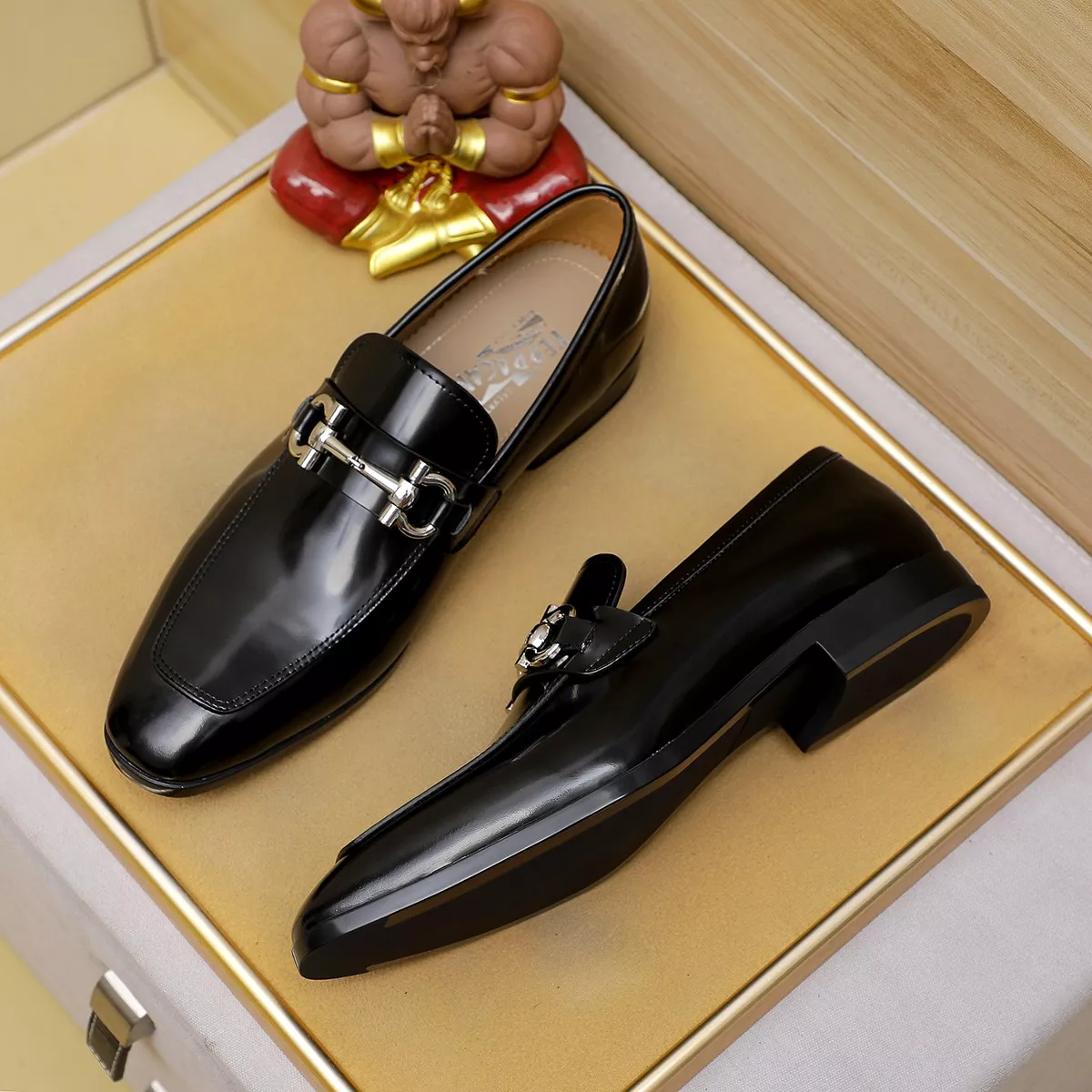 Salvatore Ferragamo Leather Shoes For Men Modern 4176