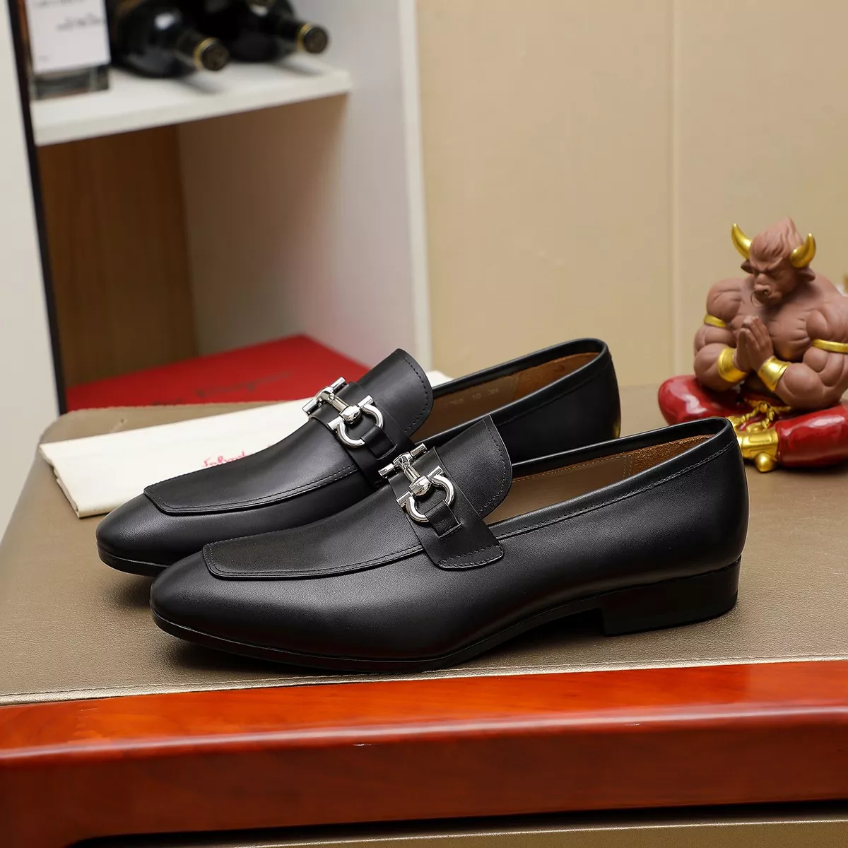 Salvatore Ferragamo Leather Shoes For Men Refined 8565