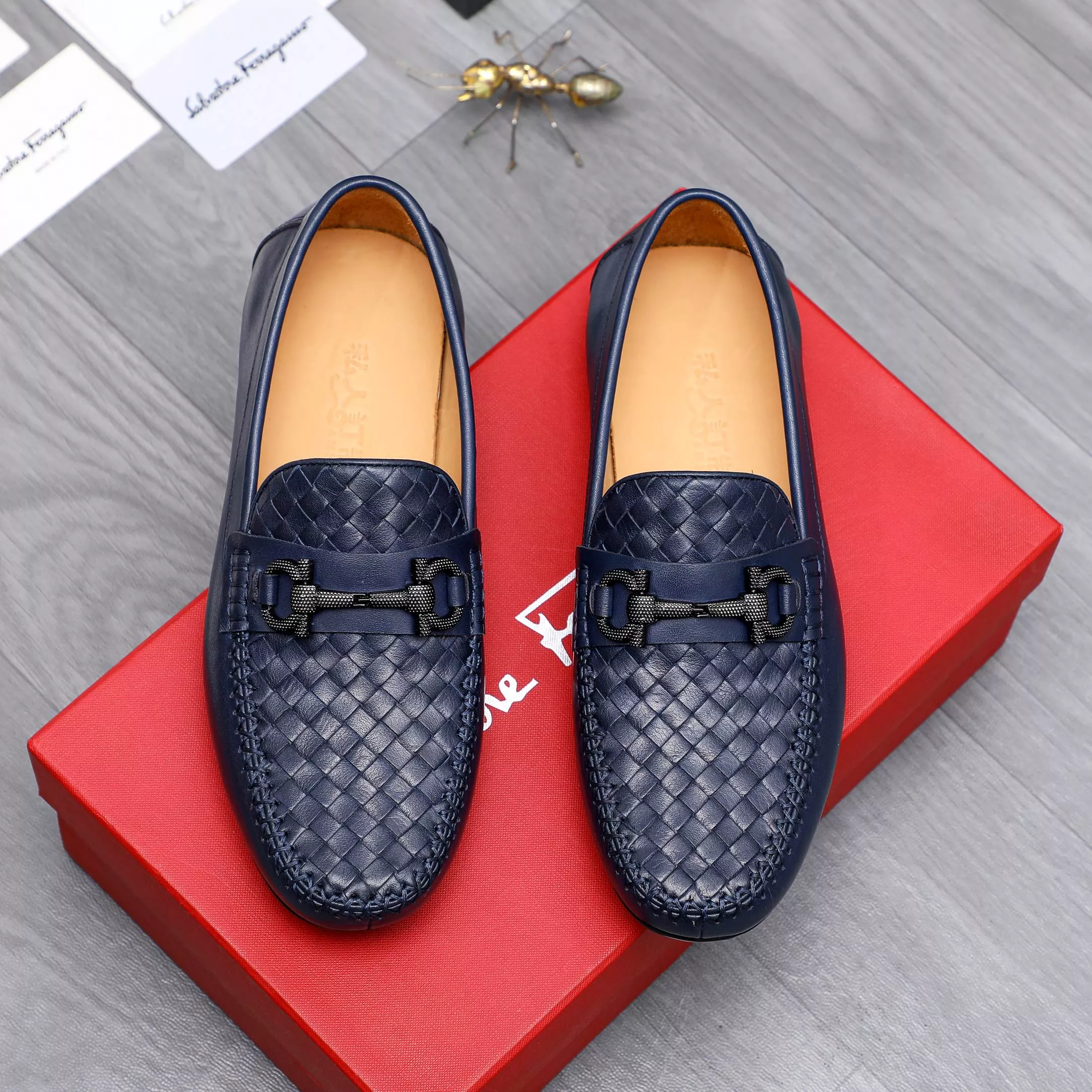 Salvatore Ferragamo Leather Shoes For Men Resilient 7387