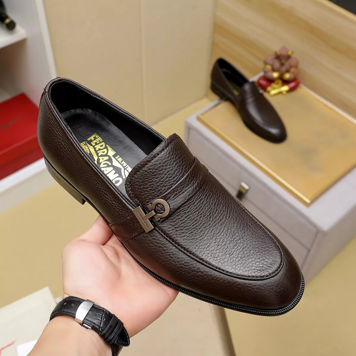 Salvatore Ferragamo Leather Shoes For Men Soft 8201