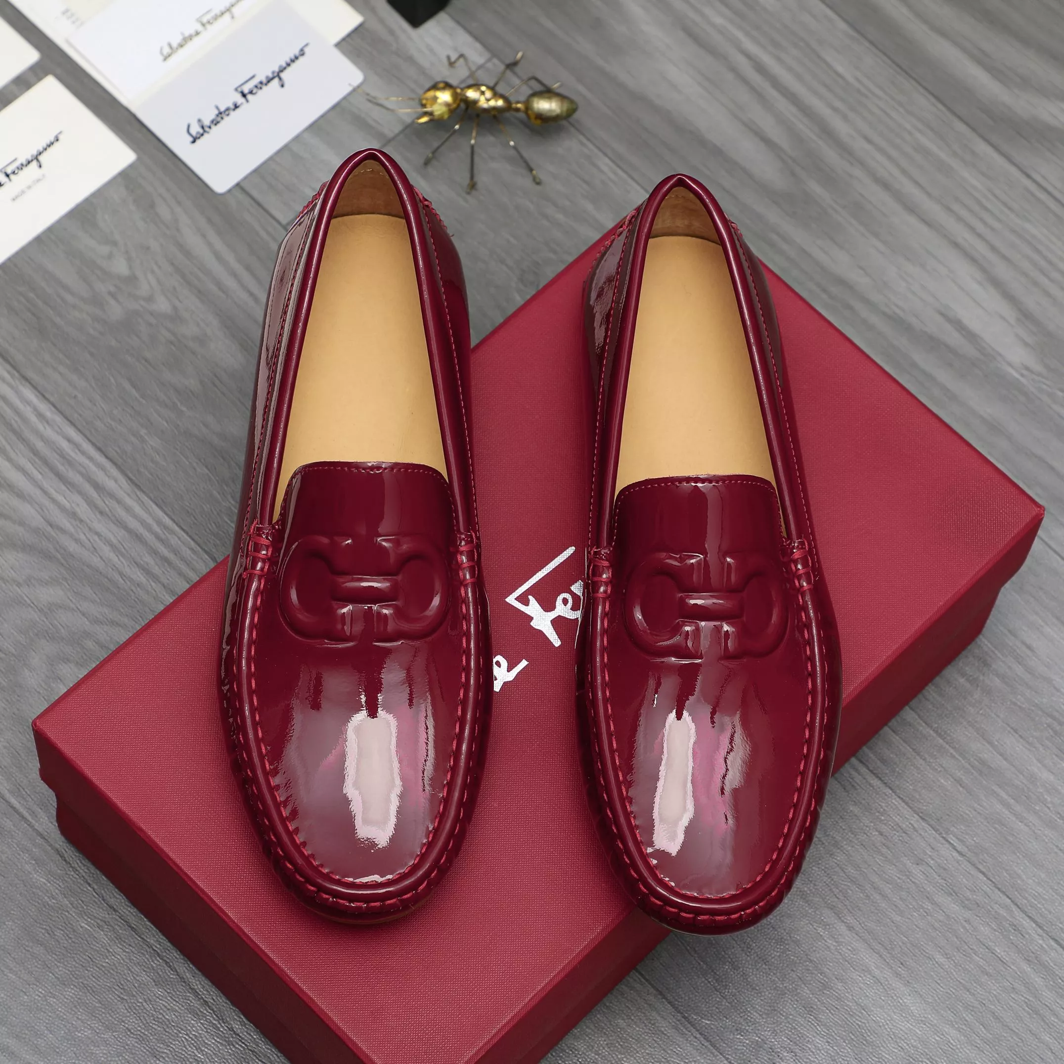 Salvatore Ferragamo Leather Shoes For Men Sophisticated 4924