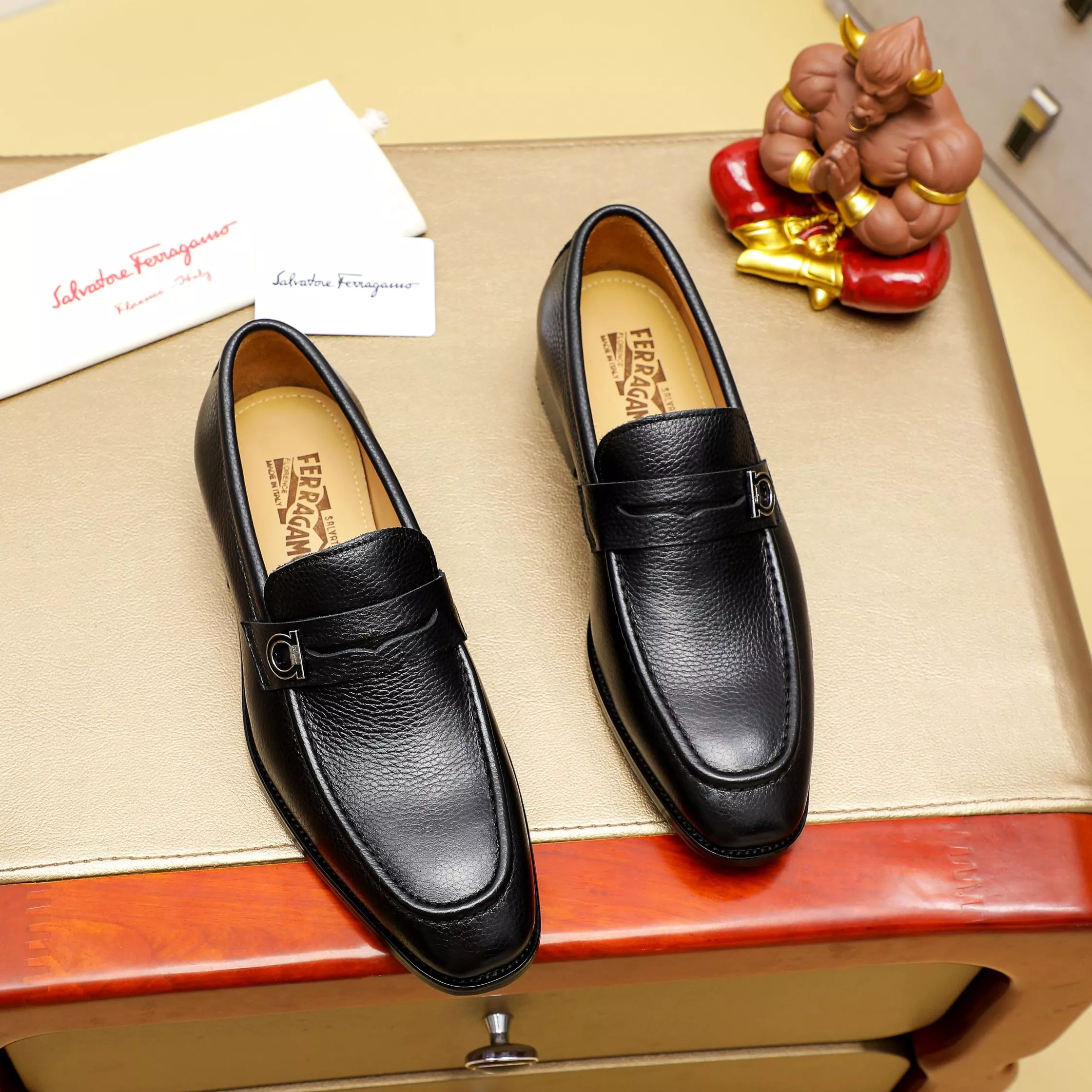 Salvatore Ferragamo Leather Shoes For Men StreetReady 8199