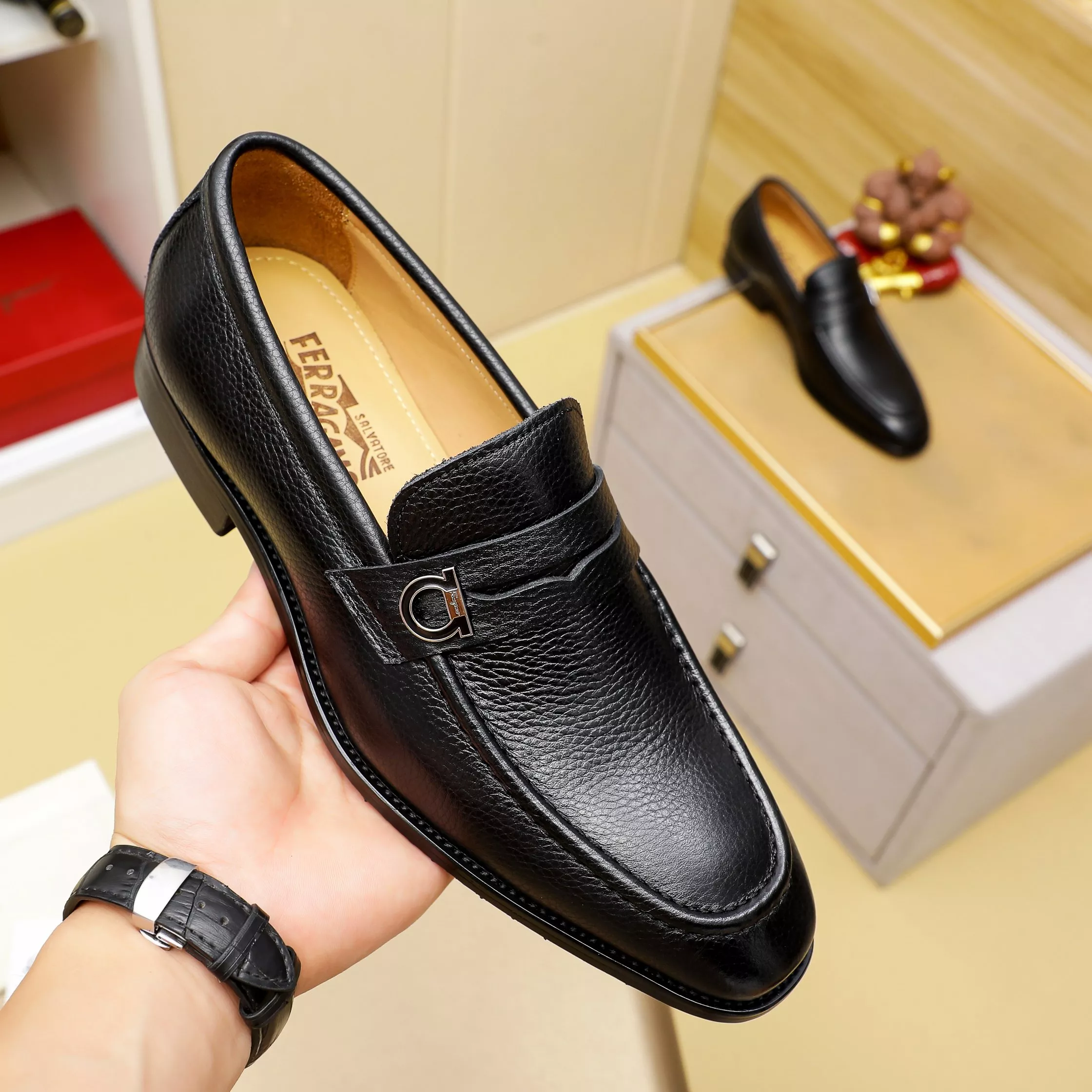 Salvatore Ferragamo Leather Shoes For Men StreetReady 8199