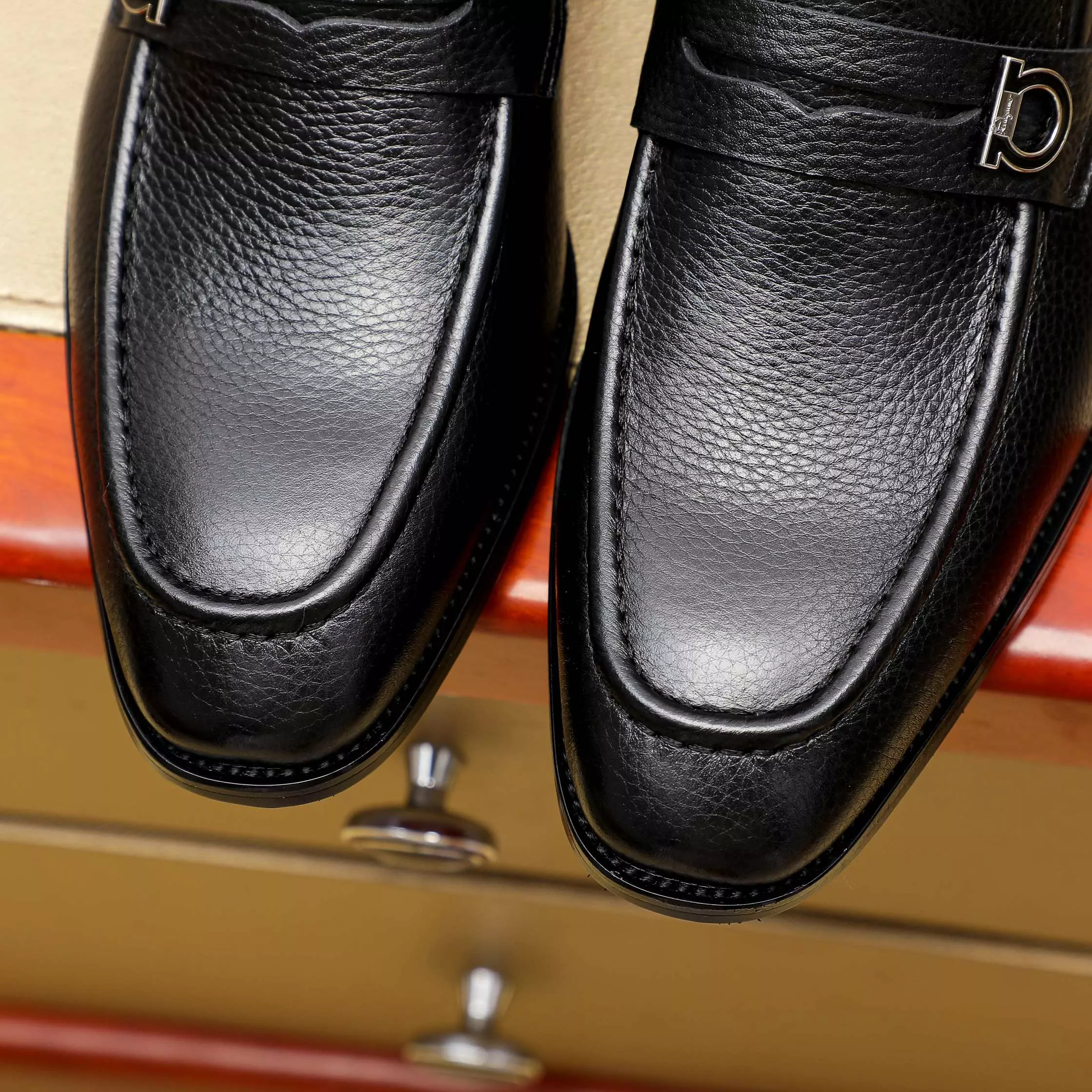 Salvatore Ferragamo Leather Shoes For Men StreetReady 8199