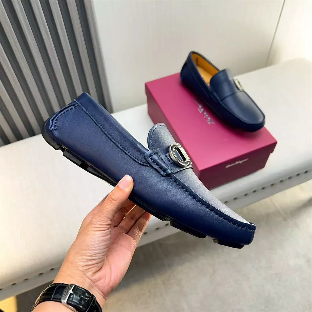 Salvatore Ferragamo Leather Shoes For Men Stylish 762