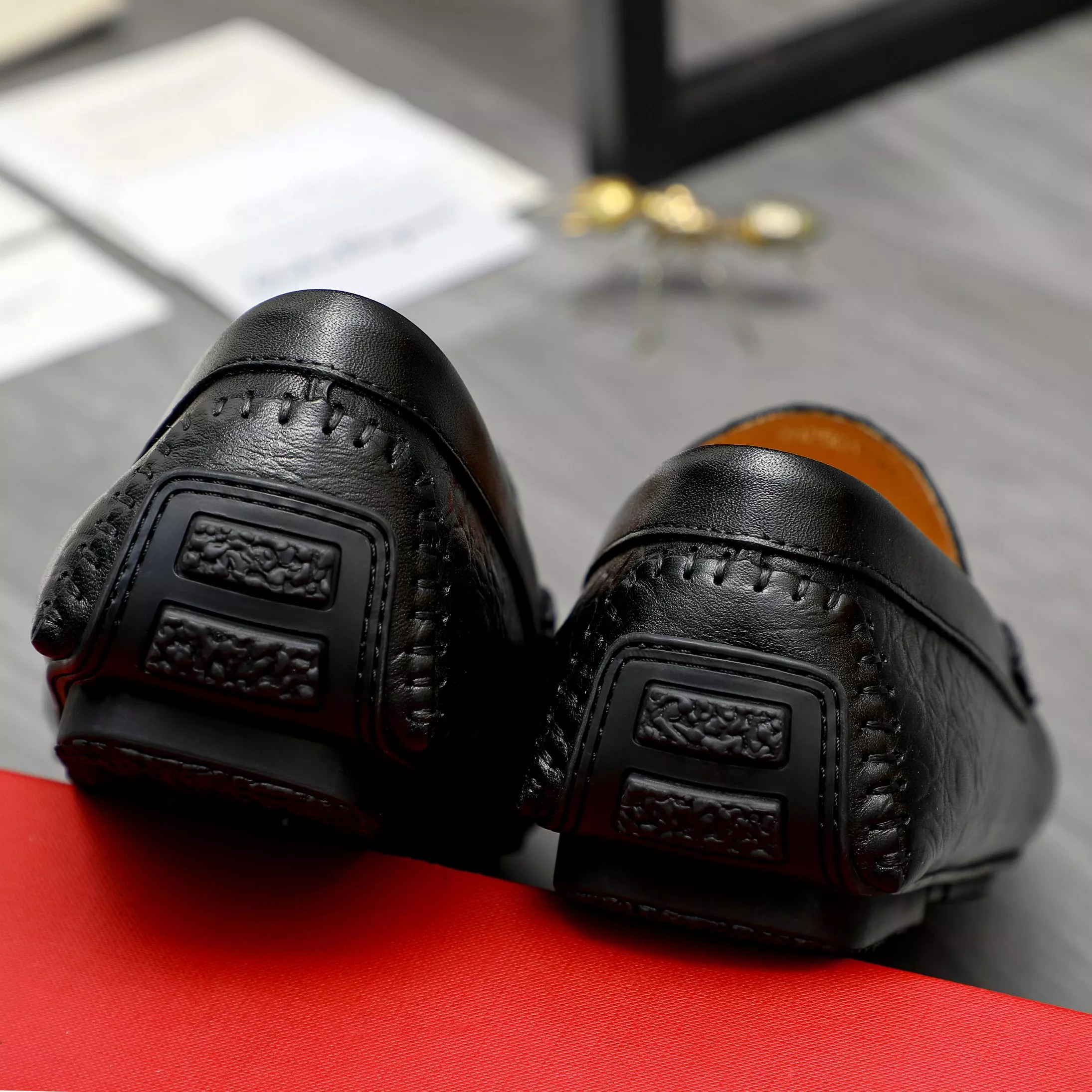 Salvatore Ferragamo Leather Shoes For Men Unique 3452