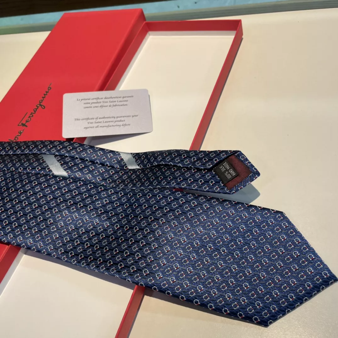 Salvatore Ferragamo Necktie NewStyle 9325