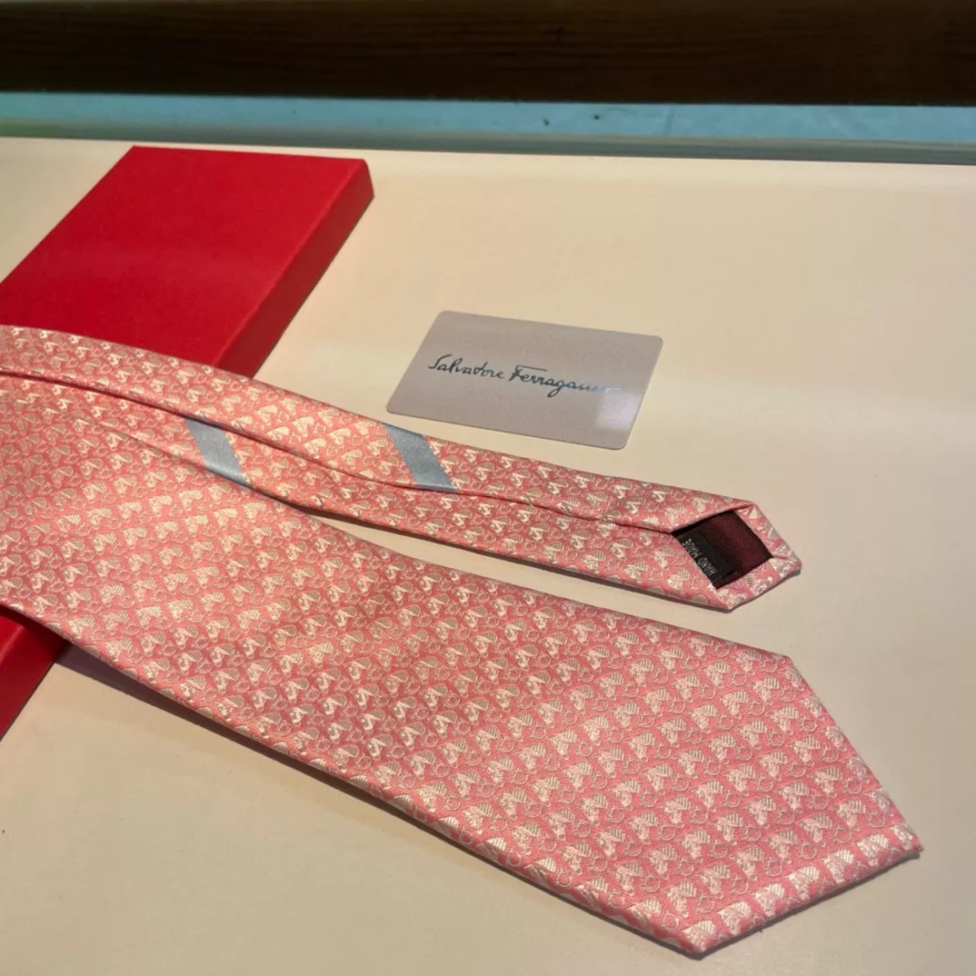 Salvatore Ferragamo Necktie Resilient 3698