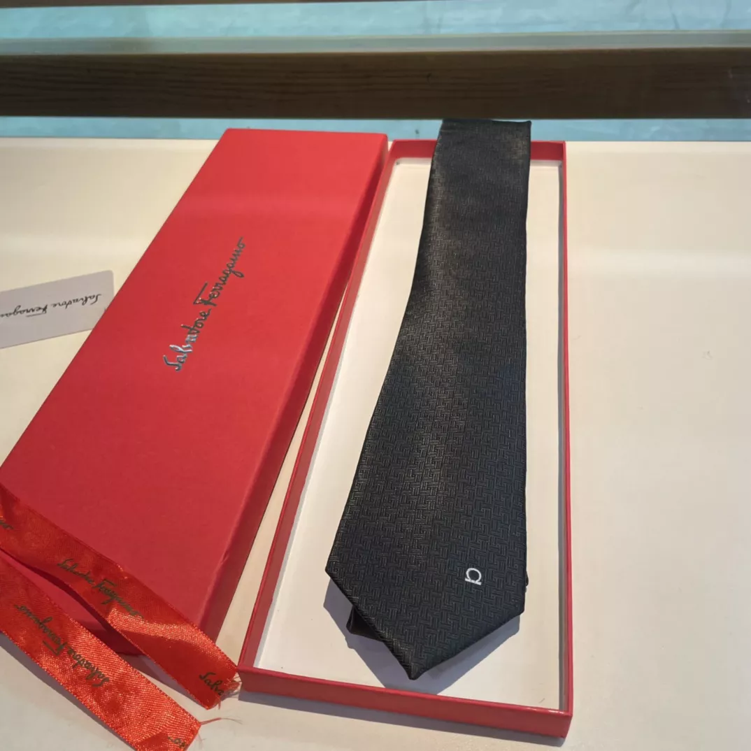 Salvatore Ferragamo Necktie Vibrant 5011