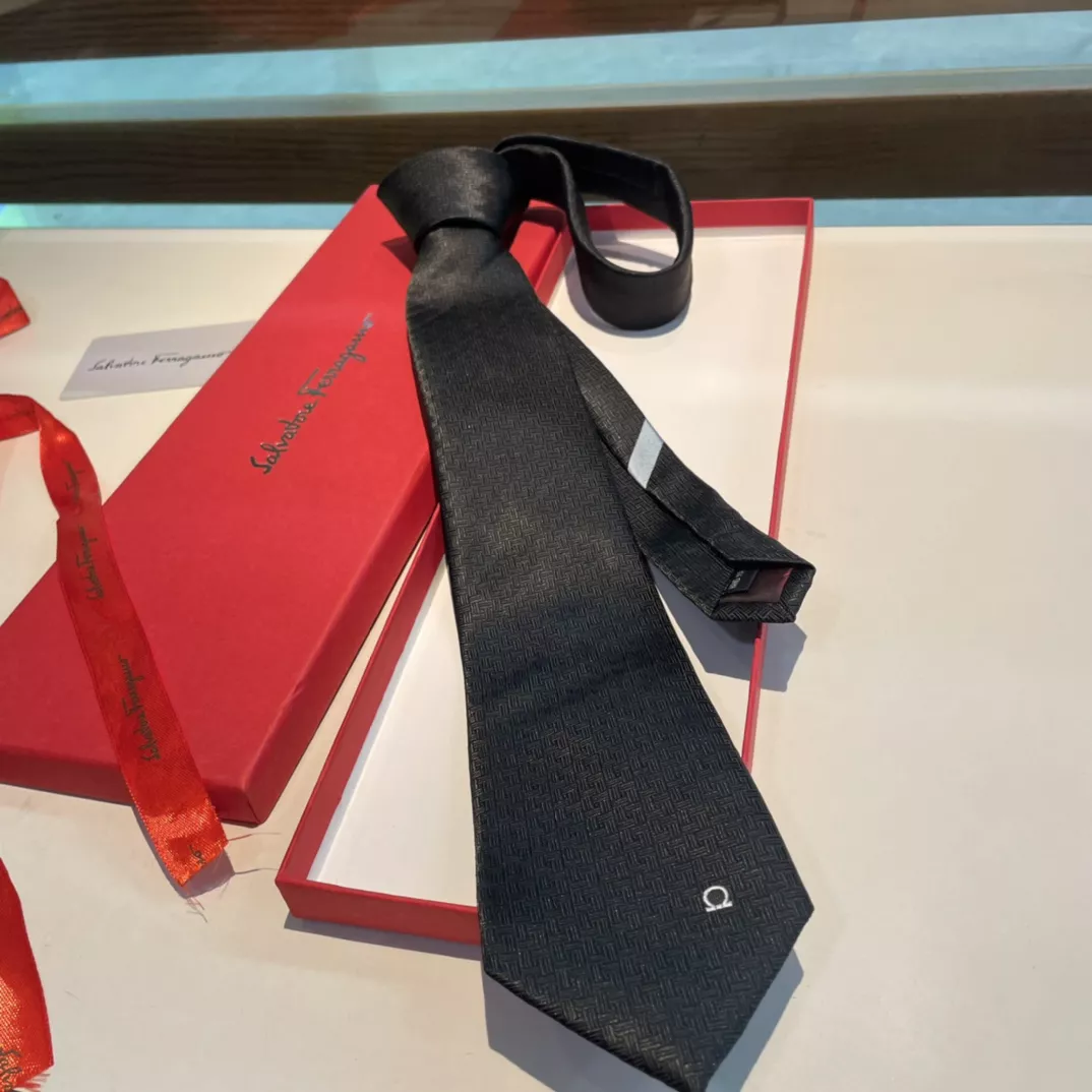 Salvatore Ferragamo Necktie Vibrant 5011