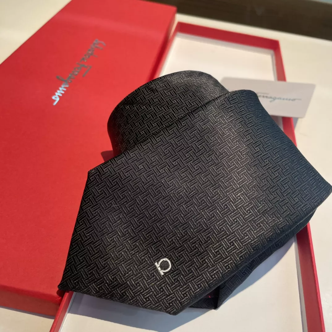 Salvatore Ferragamo Necktie Vibrant 5011