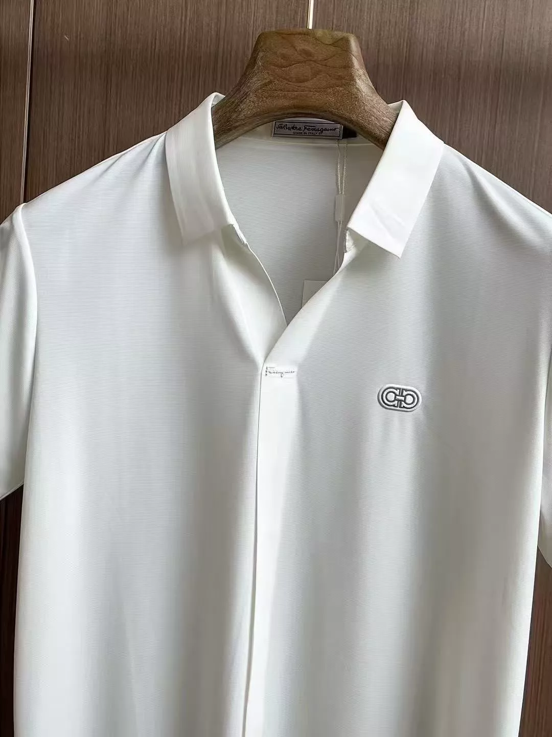 Salvatore Ferragamo Shirts Short Sleeved For Men Reliable 7377
