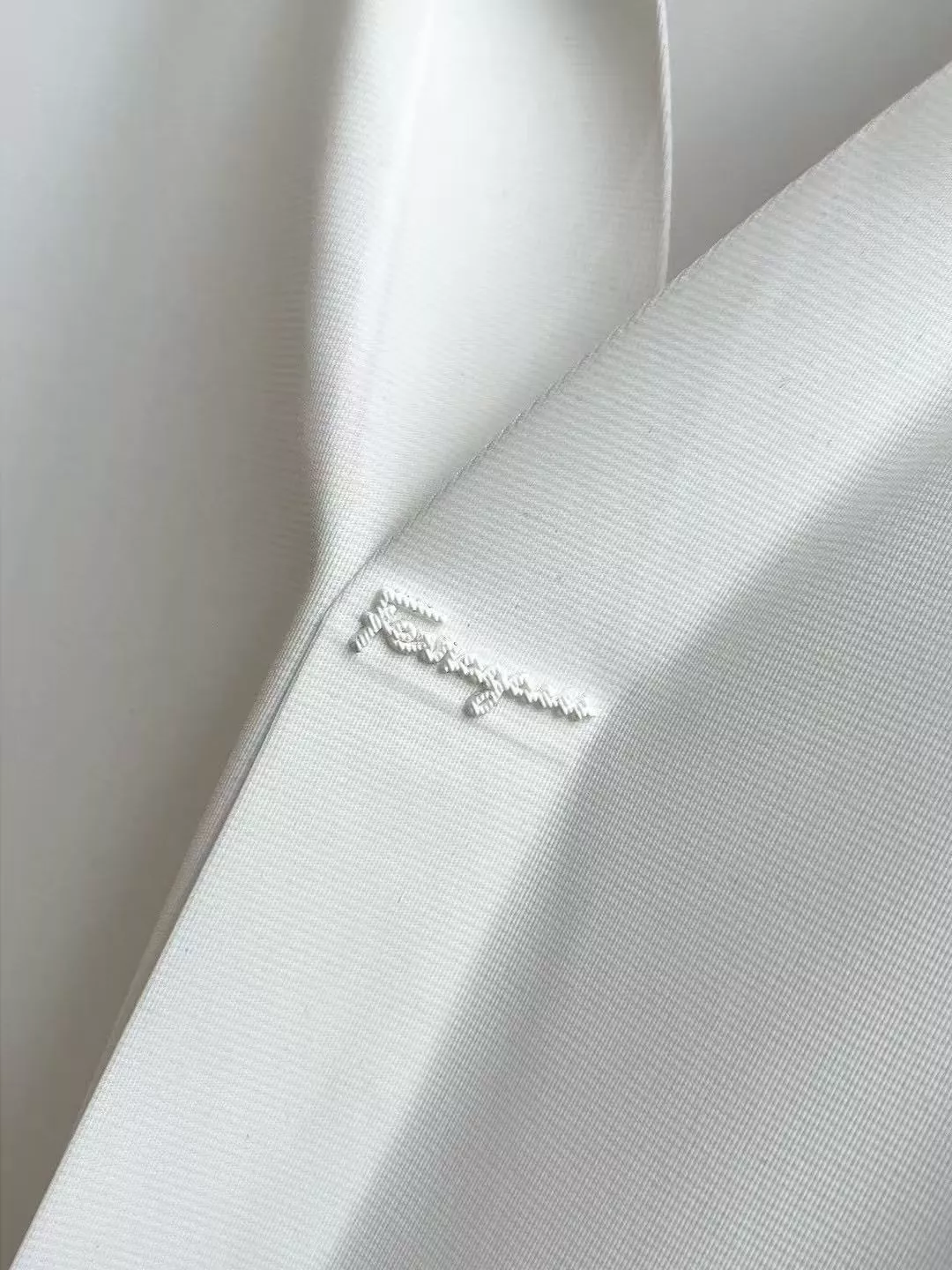 Salvatore Ferragamo Shirts Short Sleeved For Men Reliable 7377