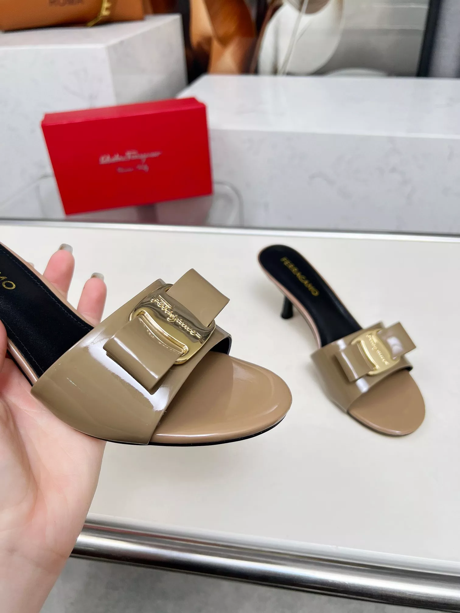Salvatore Ferragamo Slippers For Women BestValue 8902