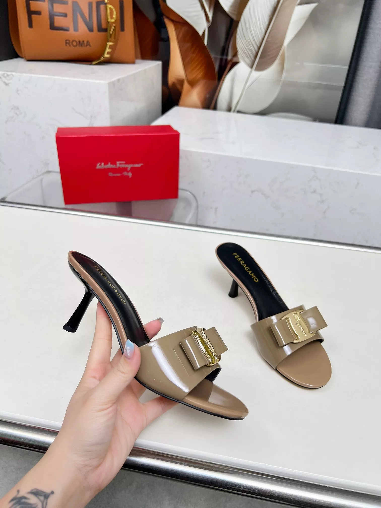 Salvatore Ferragamo Slippers For Women BestValue 8902