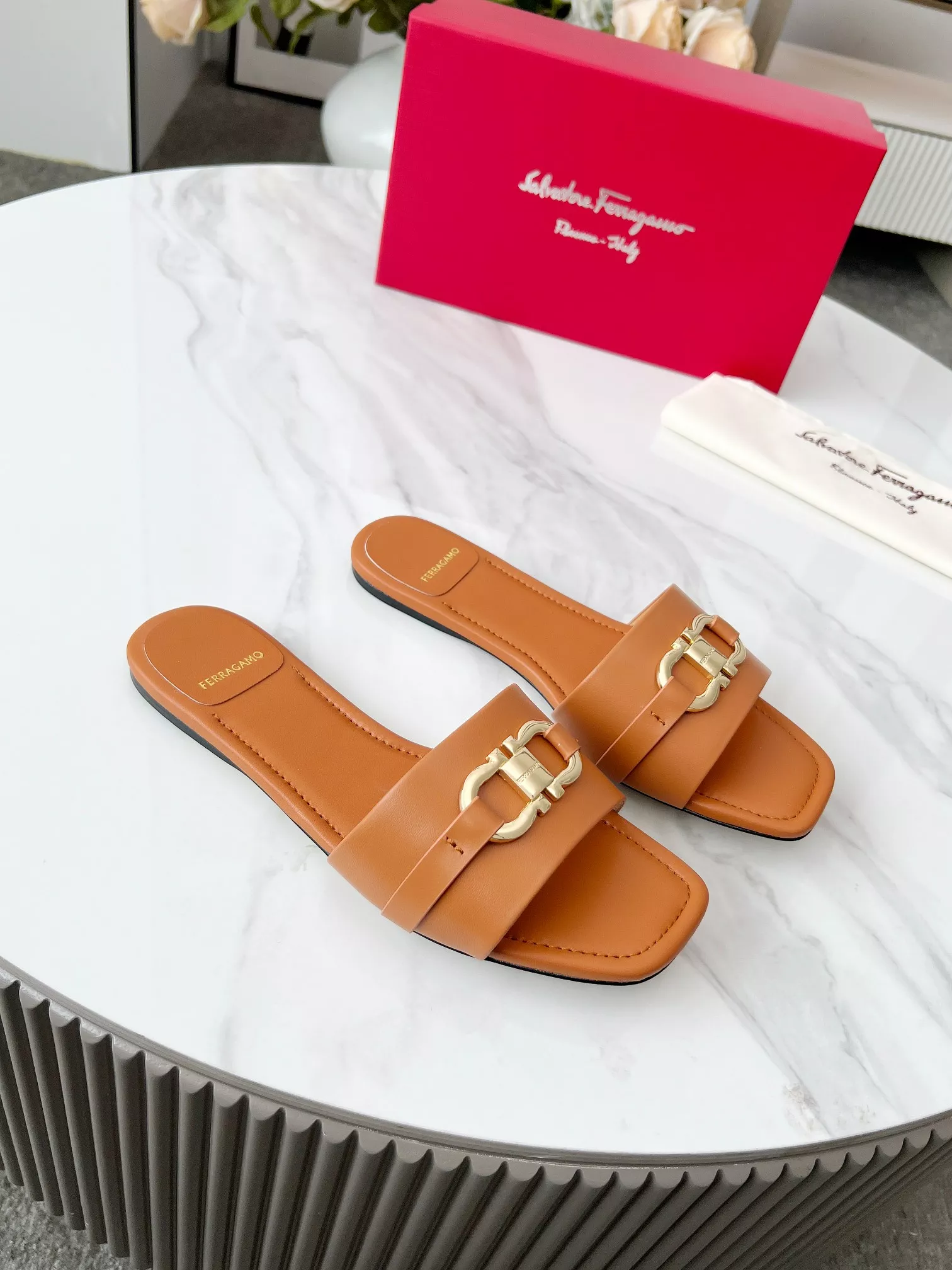 Salvatore Ferragamo Slippers For Women Bold 8970