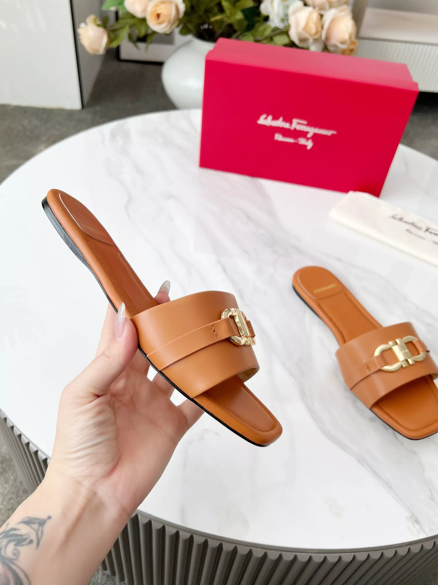 Salvatore Ferragamo Slippers For Women Bold 8970
