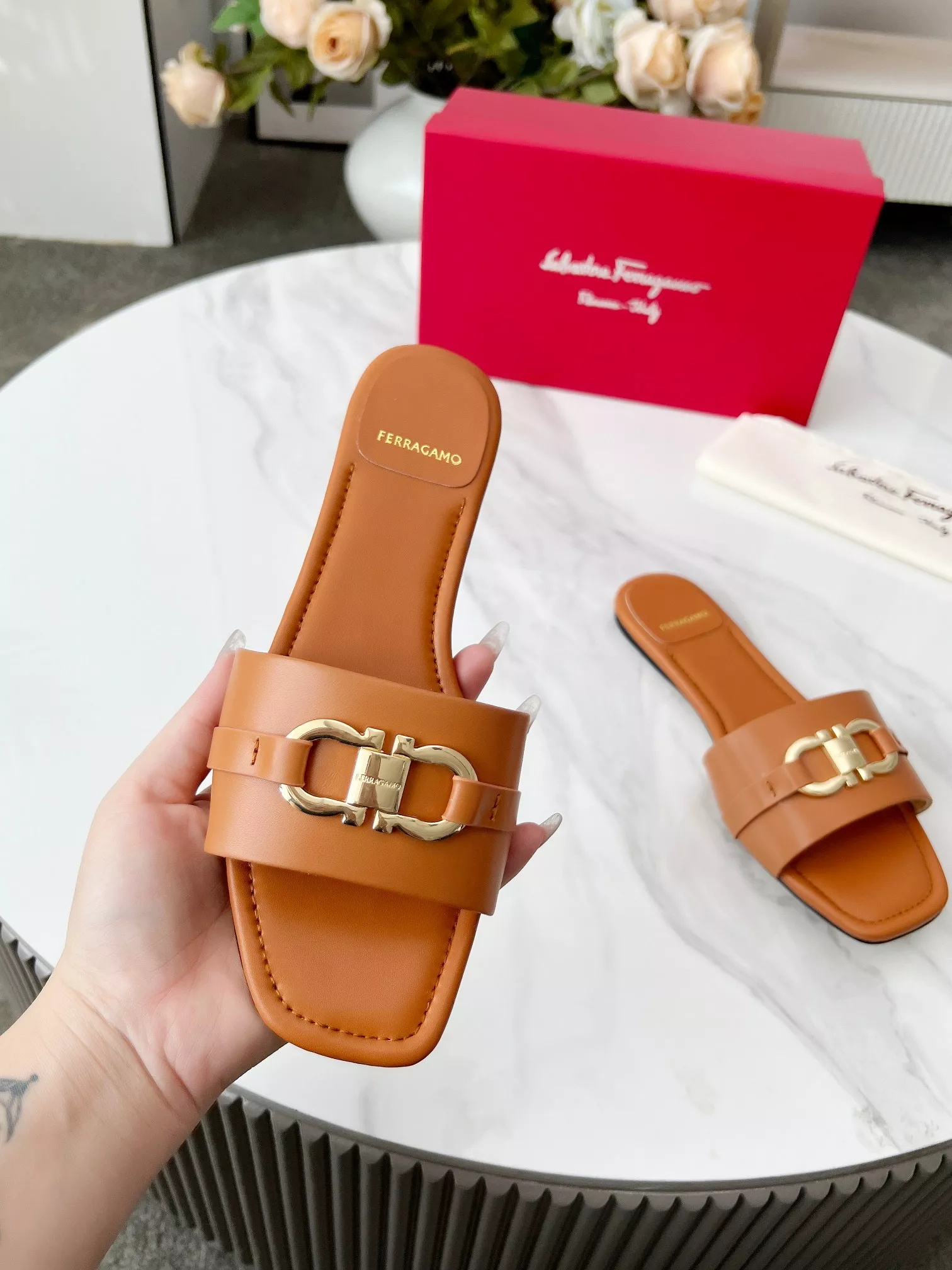 Salvatore Ferragamo Slippers For Women Bold 8970