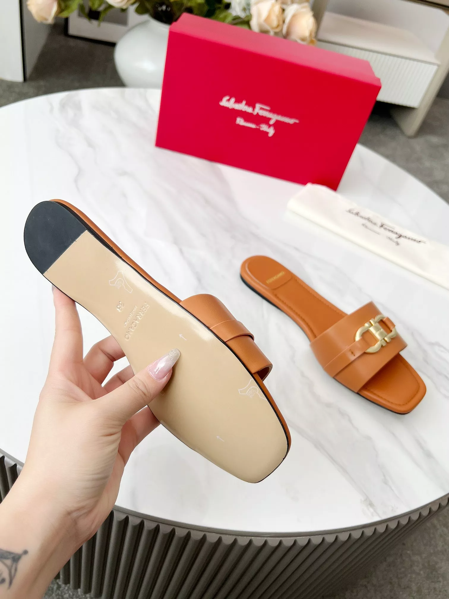 Salvatore Ferragamo Slippers For Women Bold 8970