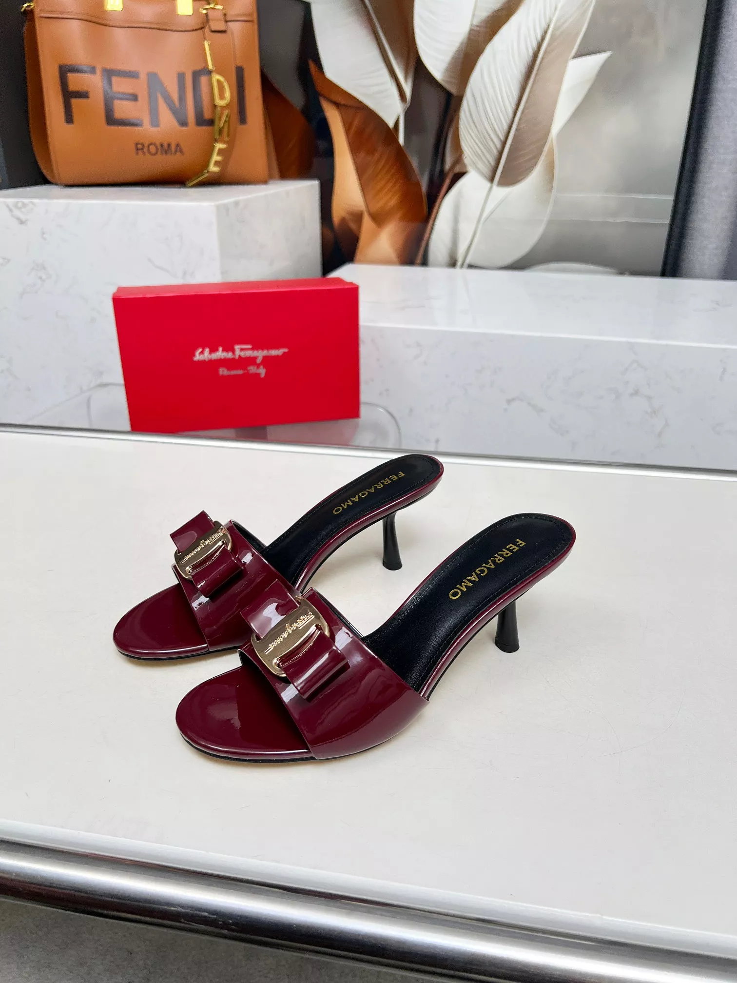 Salvatore Ferragamo Slippers For Women NewStyle 2771
