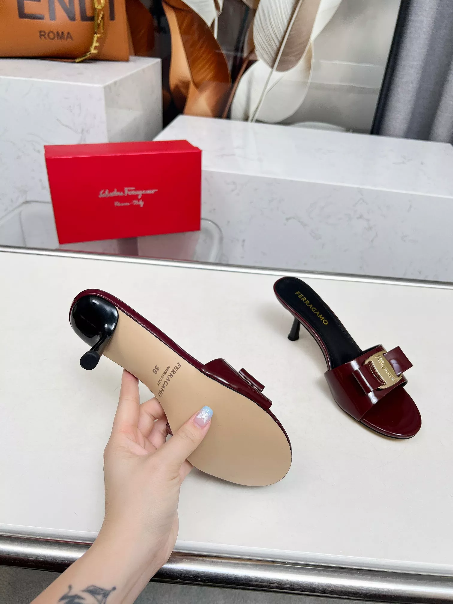 Salvatore Ferragamo Slippers For Women NewStyle 2771