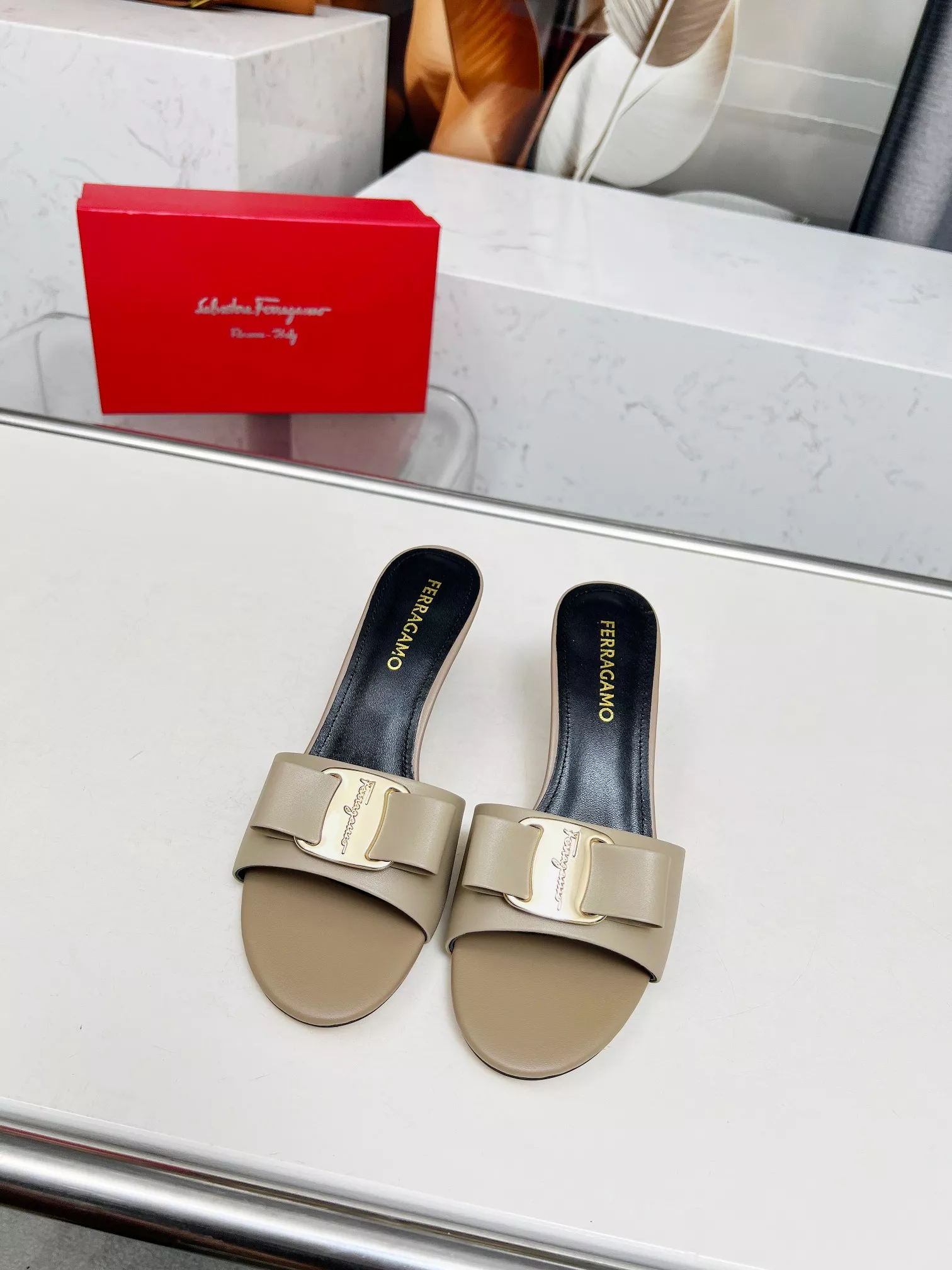 Salvatore Ferragamo Slippers For Women Reliable 2147