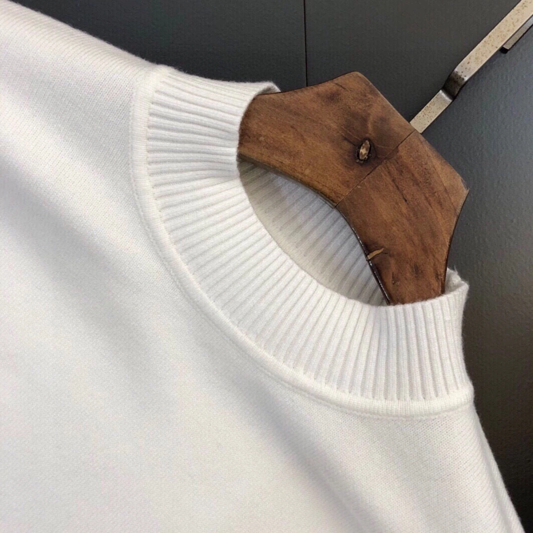 Salvatore Ferragamo Sweaters Long Sleeved For Men Unique 3697