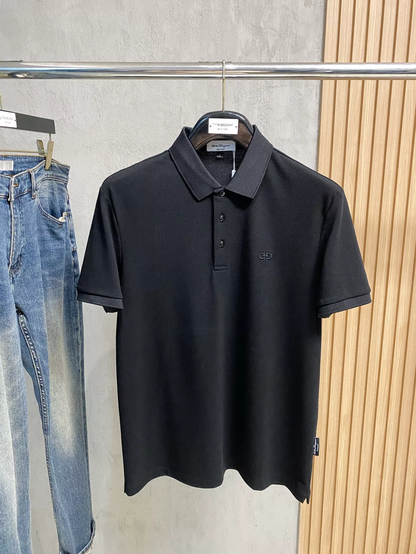 Salvatore Ferragamo T-Shirts Short Sleeved For Men Affordable 134