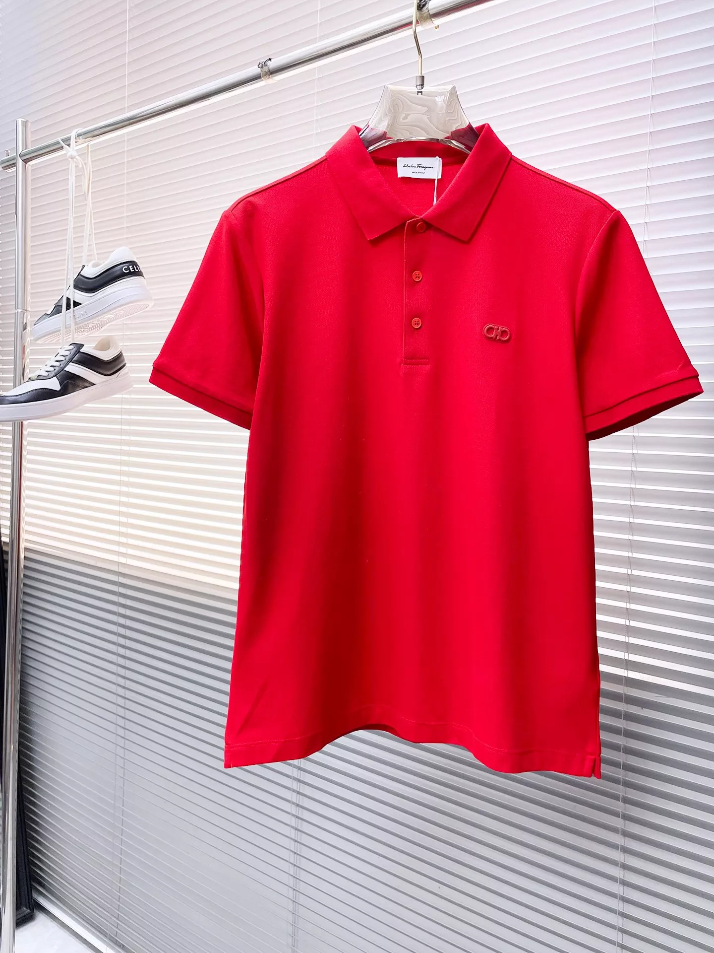 Salvatore Ferragamo T-Shirts Short Sleeved For Men Elegant 8768