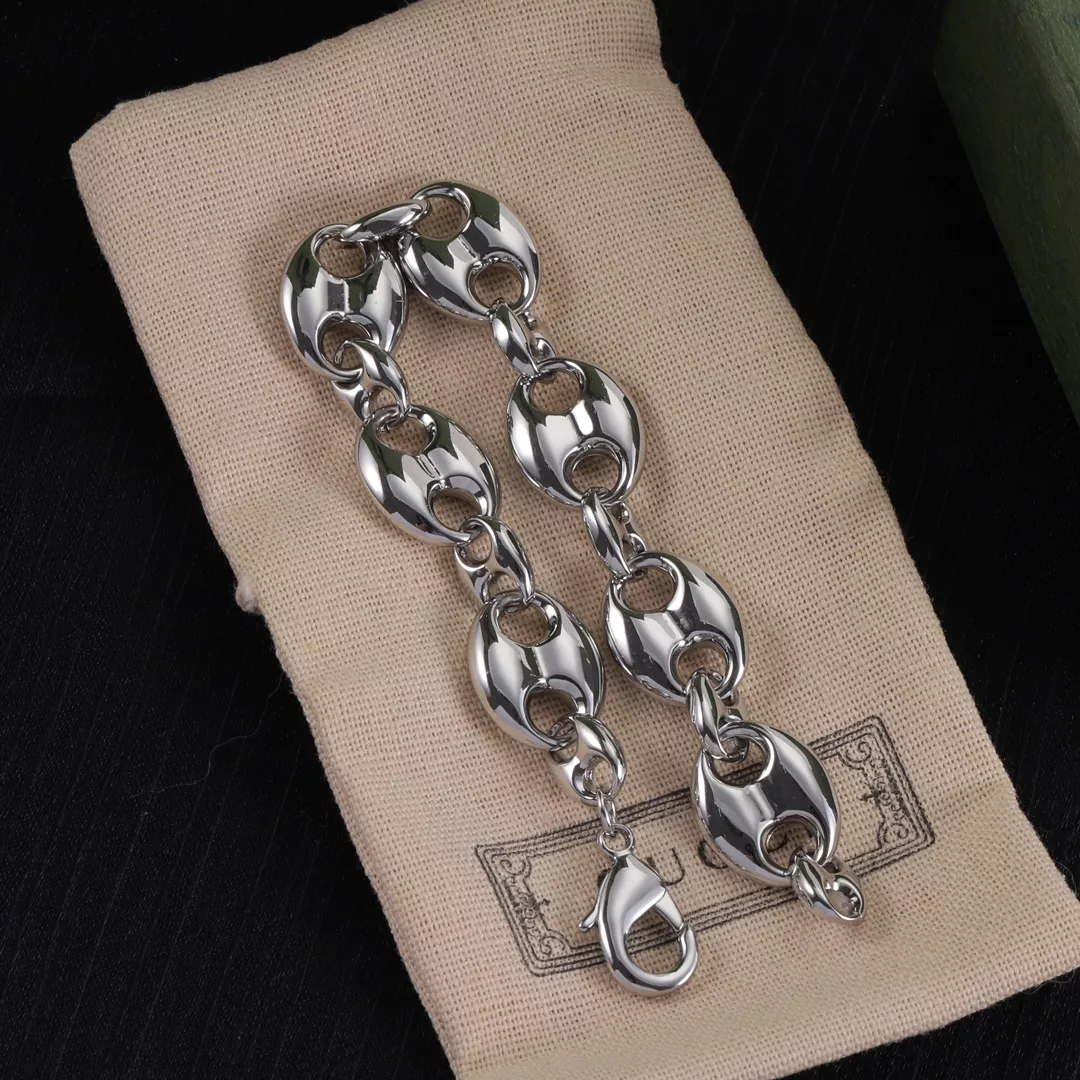 Sleek 1356 Gucci Bracelets