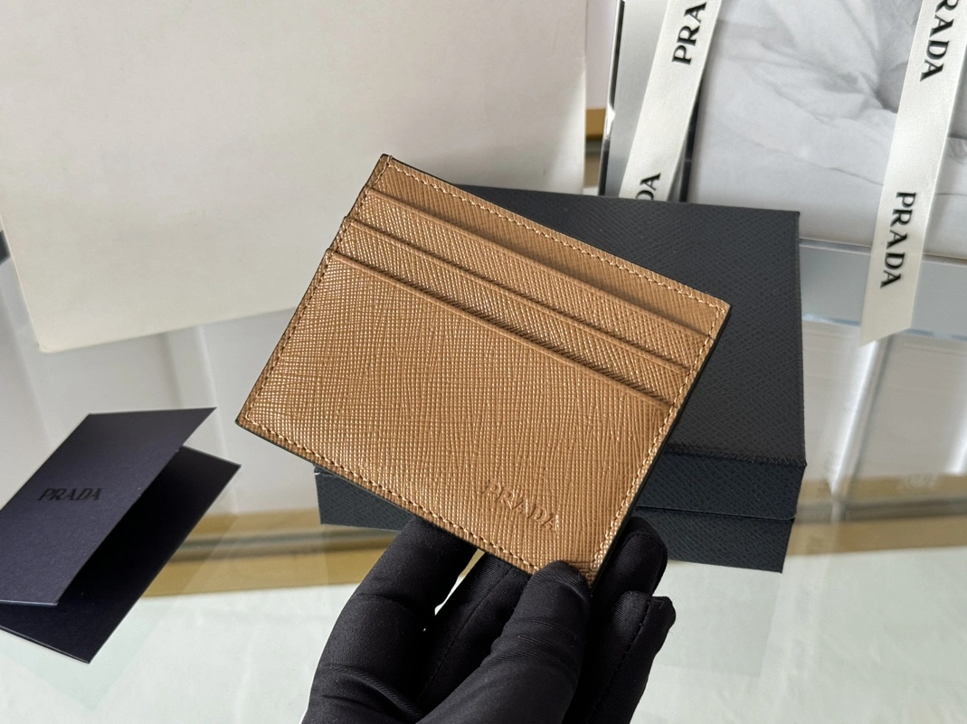 Sleek 1392 Prada Card Case