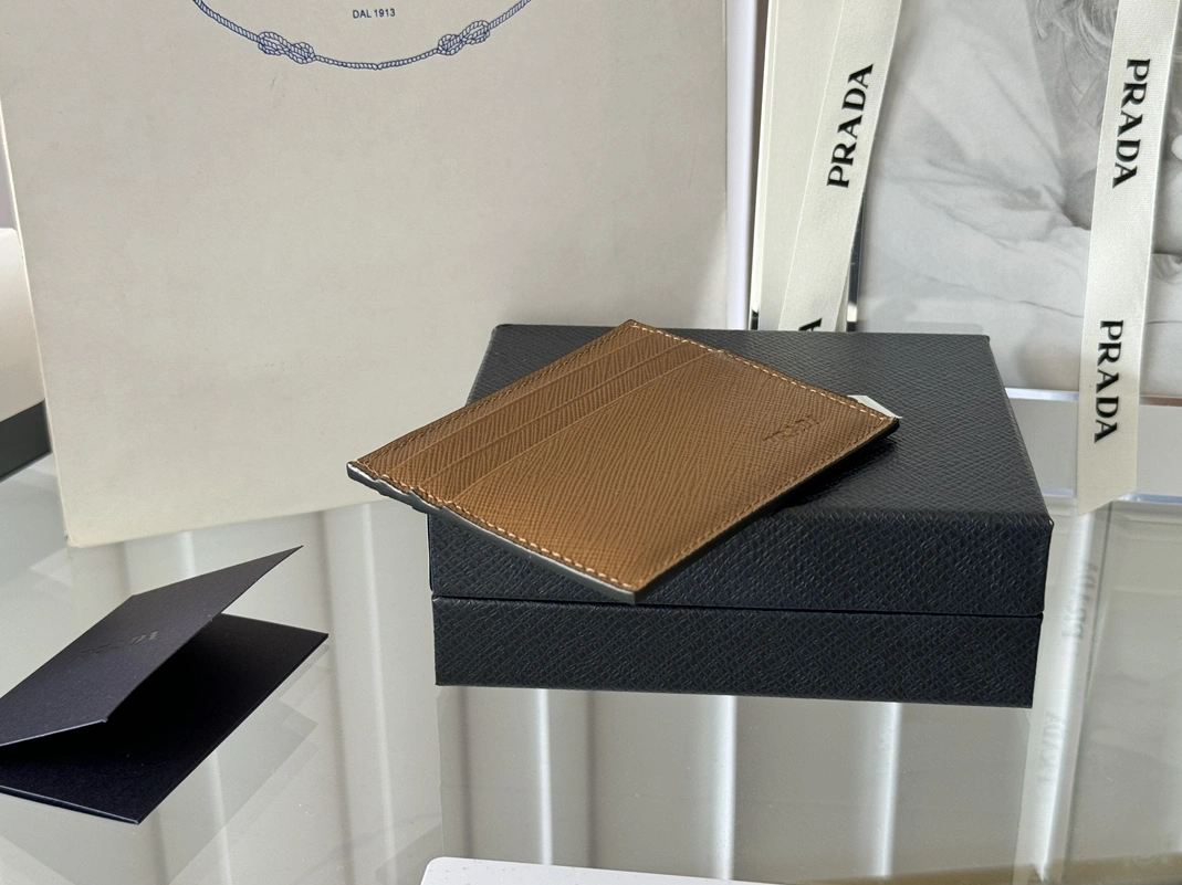 Sleek 1392 Prada Card Case