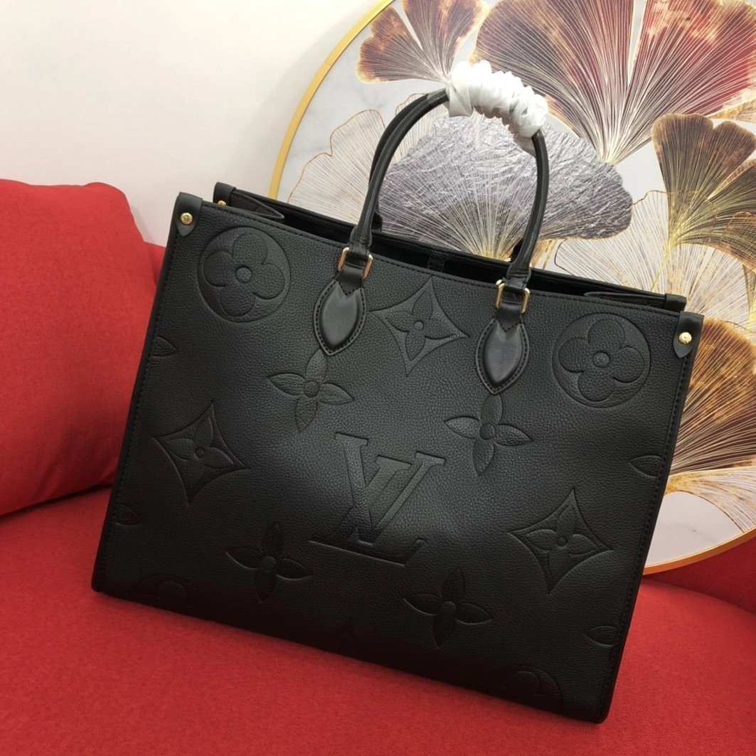 Sleek 1424 Louis Vuitton LV AAA Quality Handbags For Women