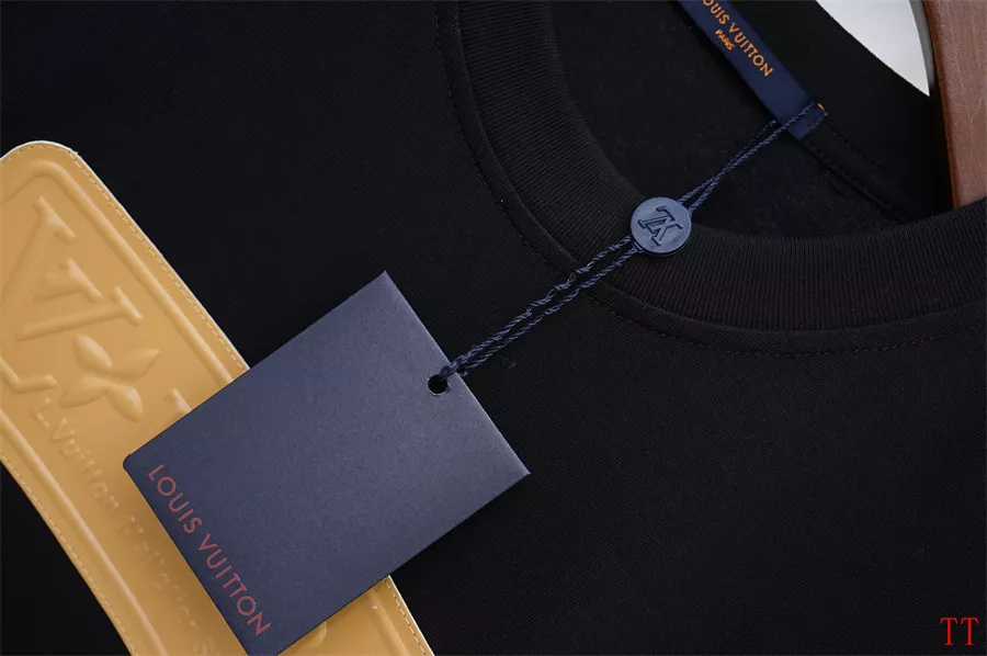 Sleek 1449 Louis Vuitton LV T-Shirts Short Sleeved For Unisex
