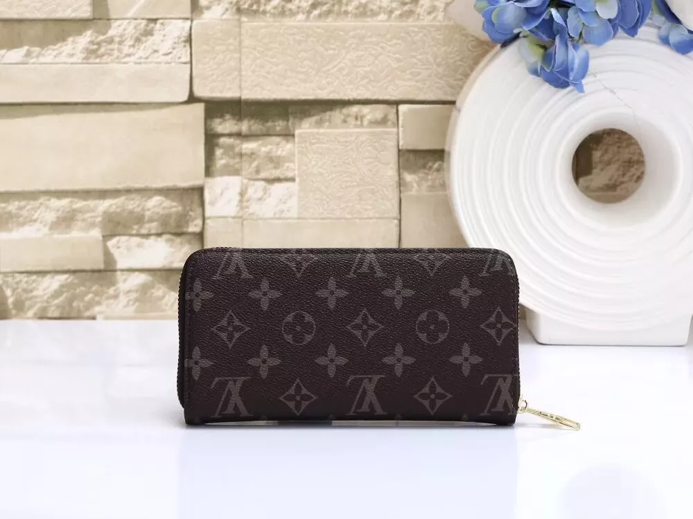 Sleek 146 Louis Vuitton LV Wallets For Women
