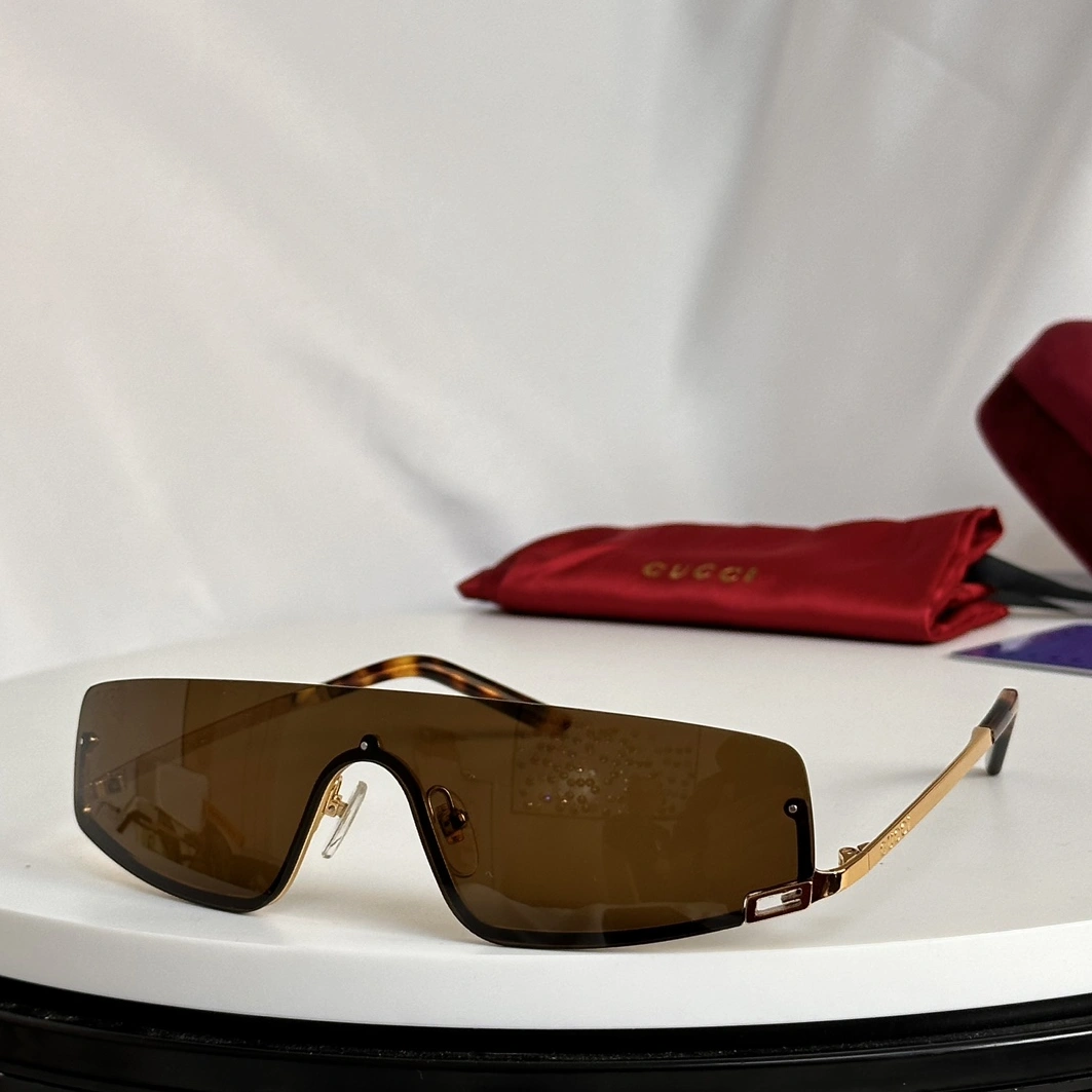 Sleek 1498 Gucci AAA Quality Sunglasses
