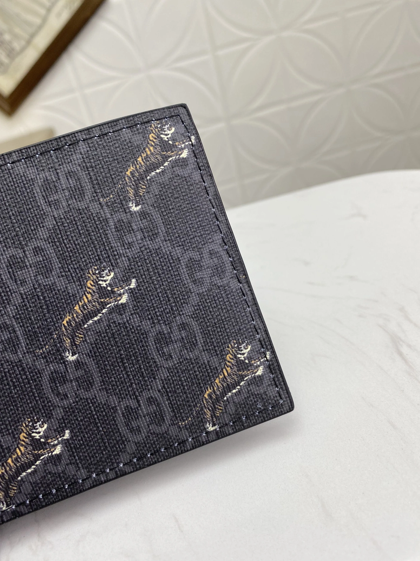Sleek 1500 Gucci AAA Man Wallets