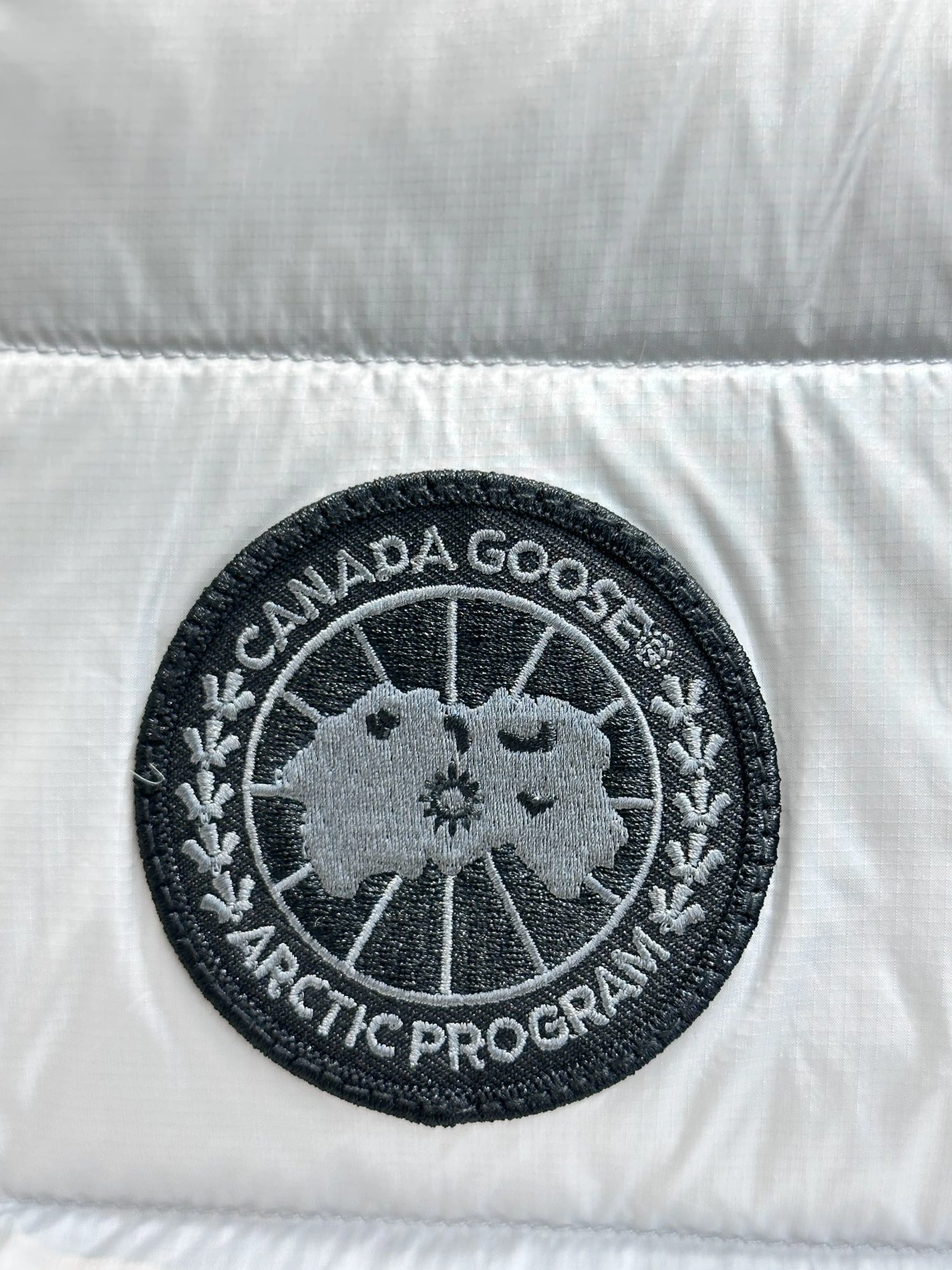 Sleek 1616 Canada Goose Down Vest Sleeveless For Men