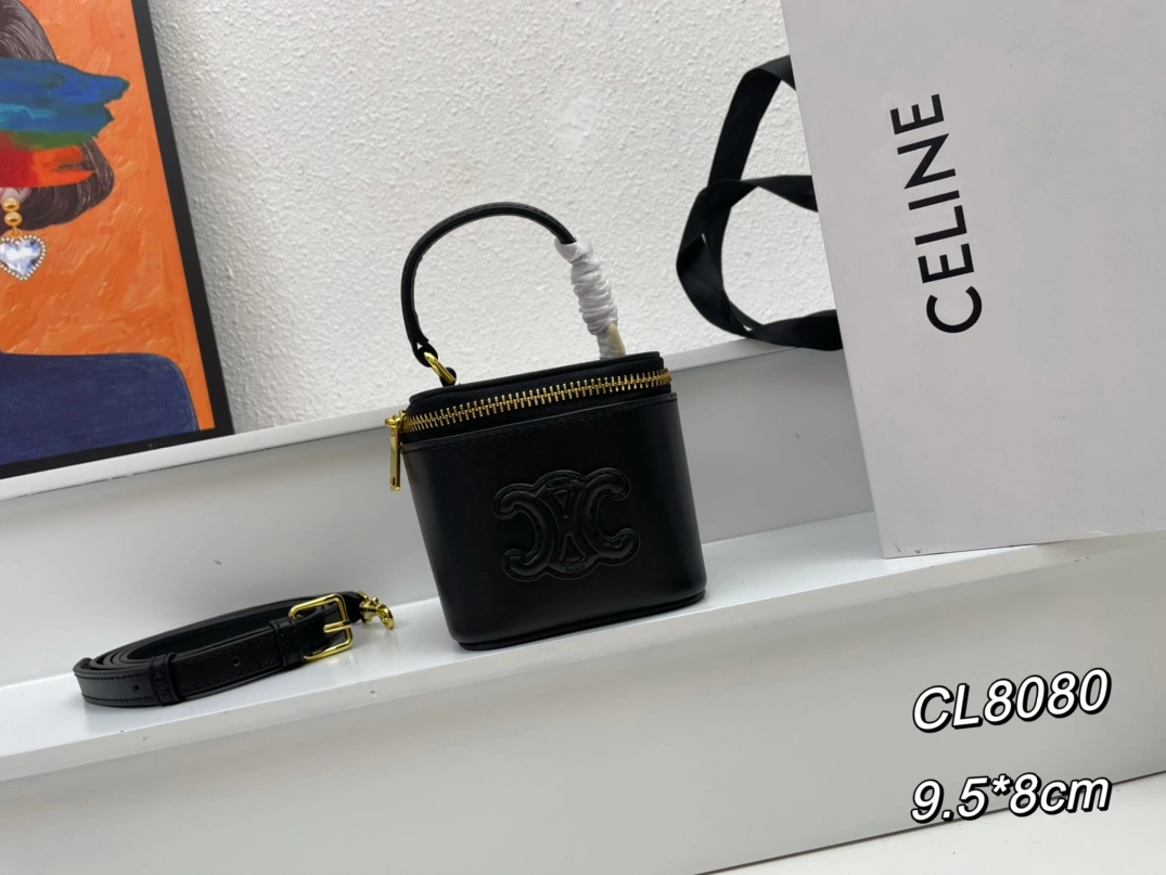 Sleek 1679 Celine AAA Quality Handbags For Women