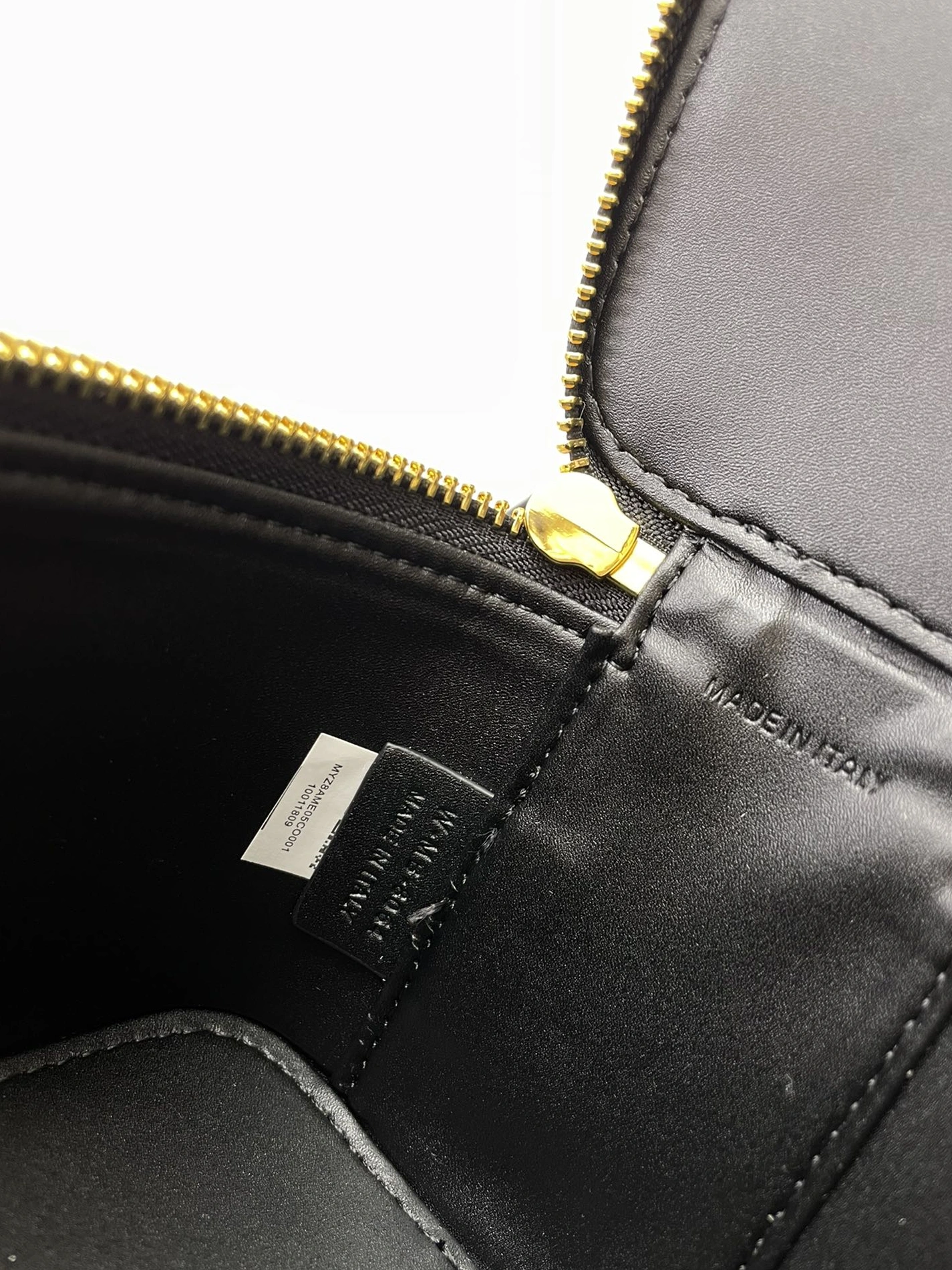 Sleek 1679 Celine AAA Quality Handbags For Women