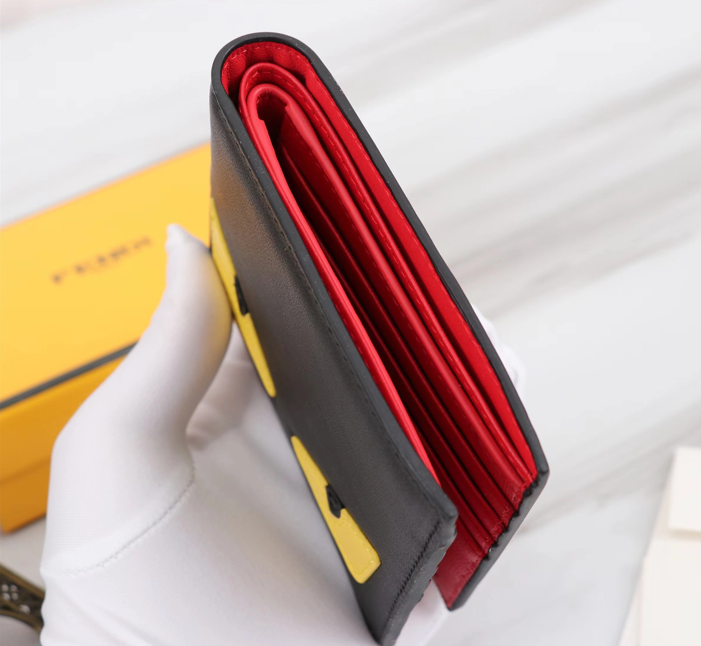 Sleek 1742 Fendi AAA Man Wallets